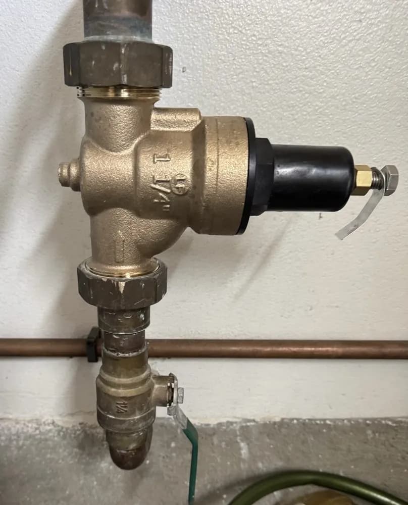 Professional water pressure regulator replacement service